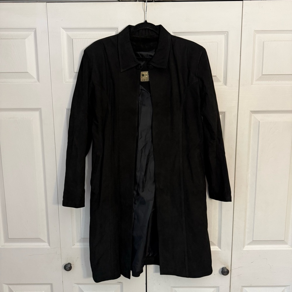 Vintage Mundicueros Suede Long Black Trench Coat Medium